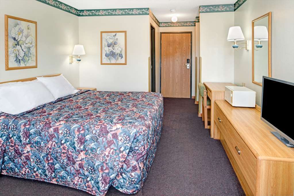 Rodeway Inn Red Oak Habitación foto